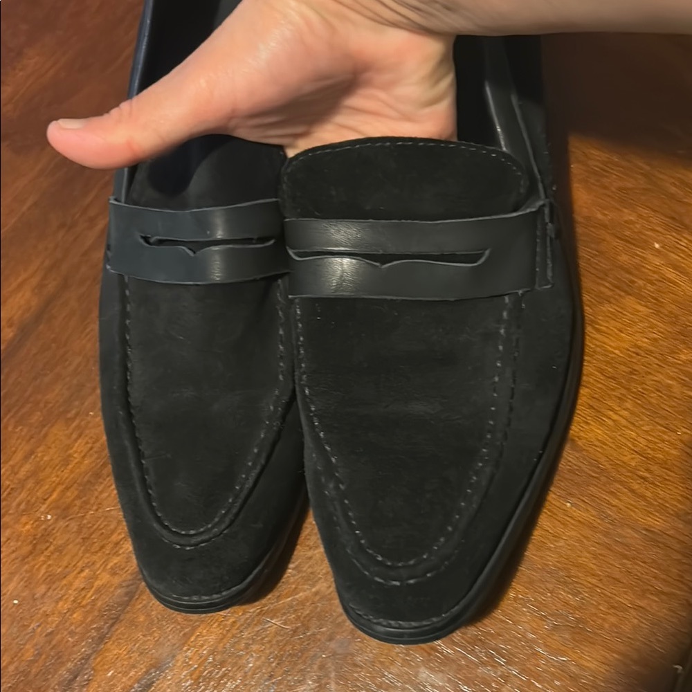 Gucci Men's Black Leather Loafers - Picture 12 of 13